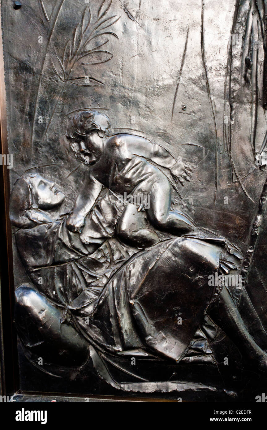 Entrée de secours Sculpture 45 Rockefeller Plaza Building, du Rockefeller Center, Manhattan, New York City, USA, Bresserie, RUHLMA Banque D'Images