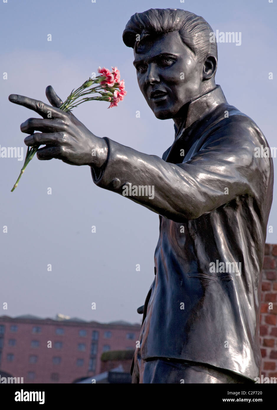 Statue de pop star Billy Fury, Liverpool, Angleterre Banque D'Images