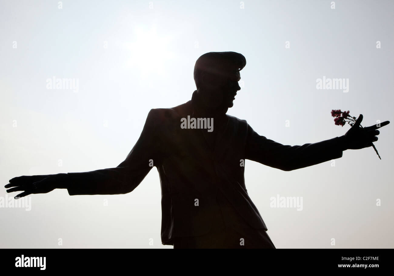 Statue de pop star Billy Fury, Liverpool, Angleterre Banque D'Images