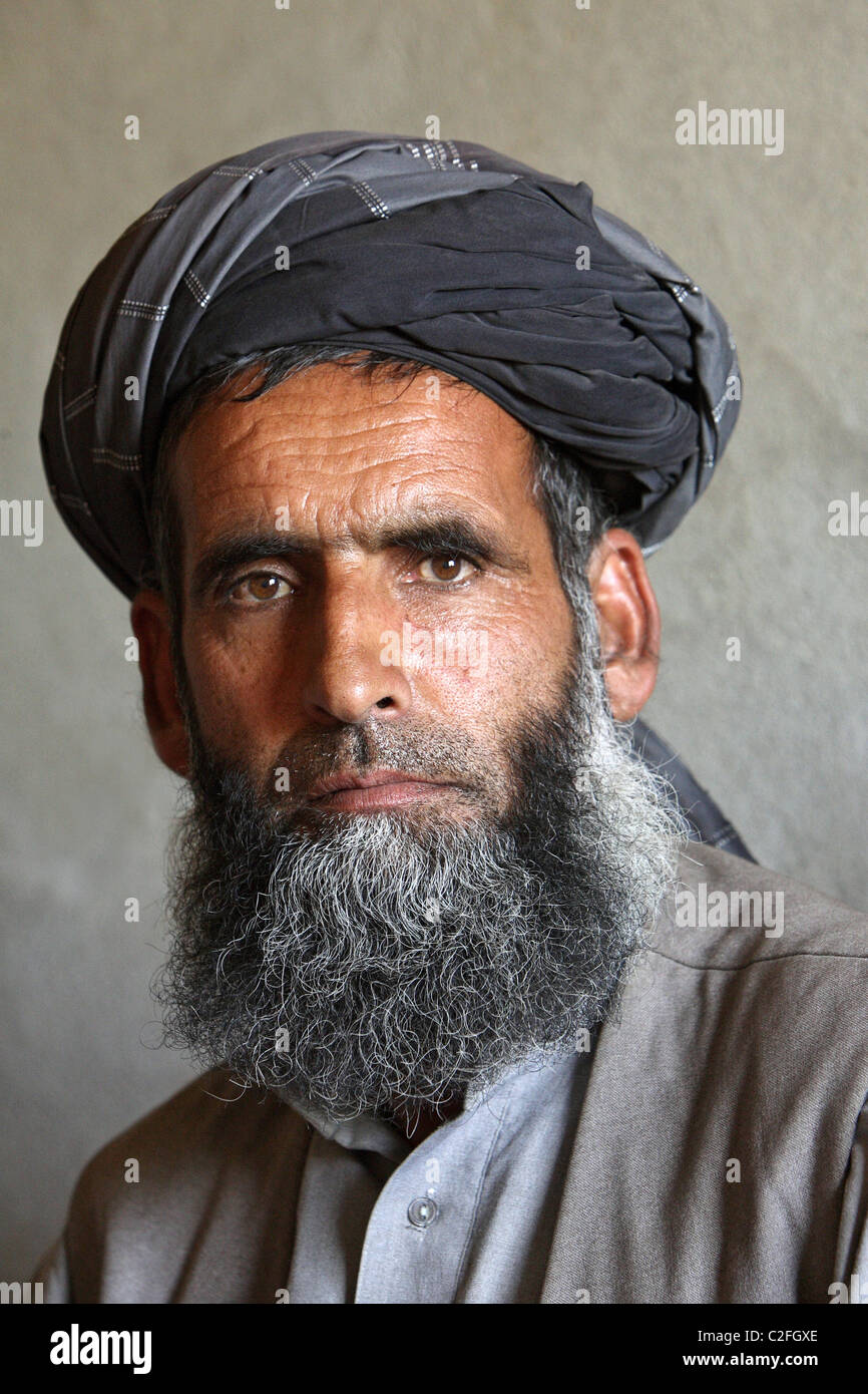 Portrait d'un vieil homme afghan, Kunduz, Afghanistan Banque D'Images