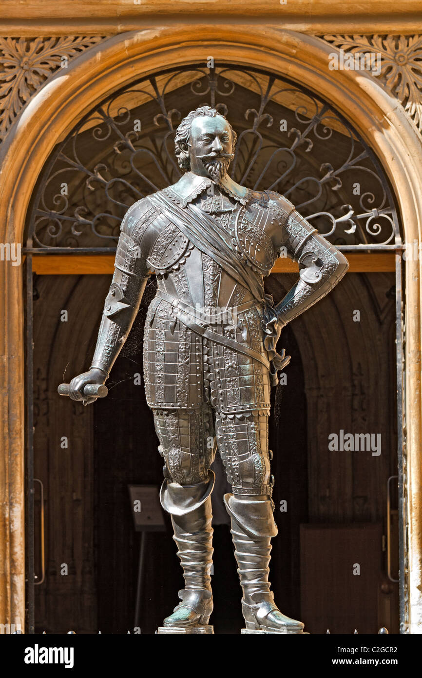 Divinity School Oxford Royaume-uni Statue comte de Pembroke Banque D'Images