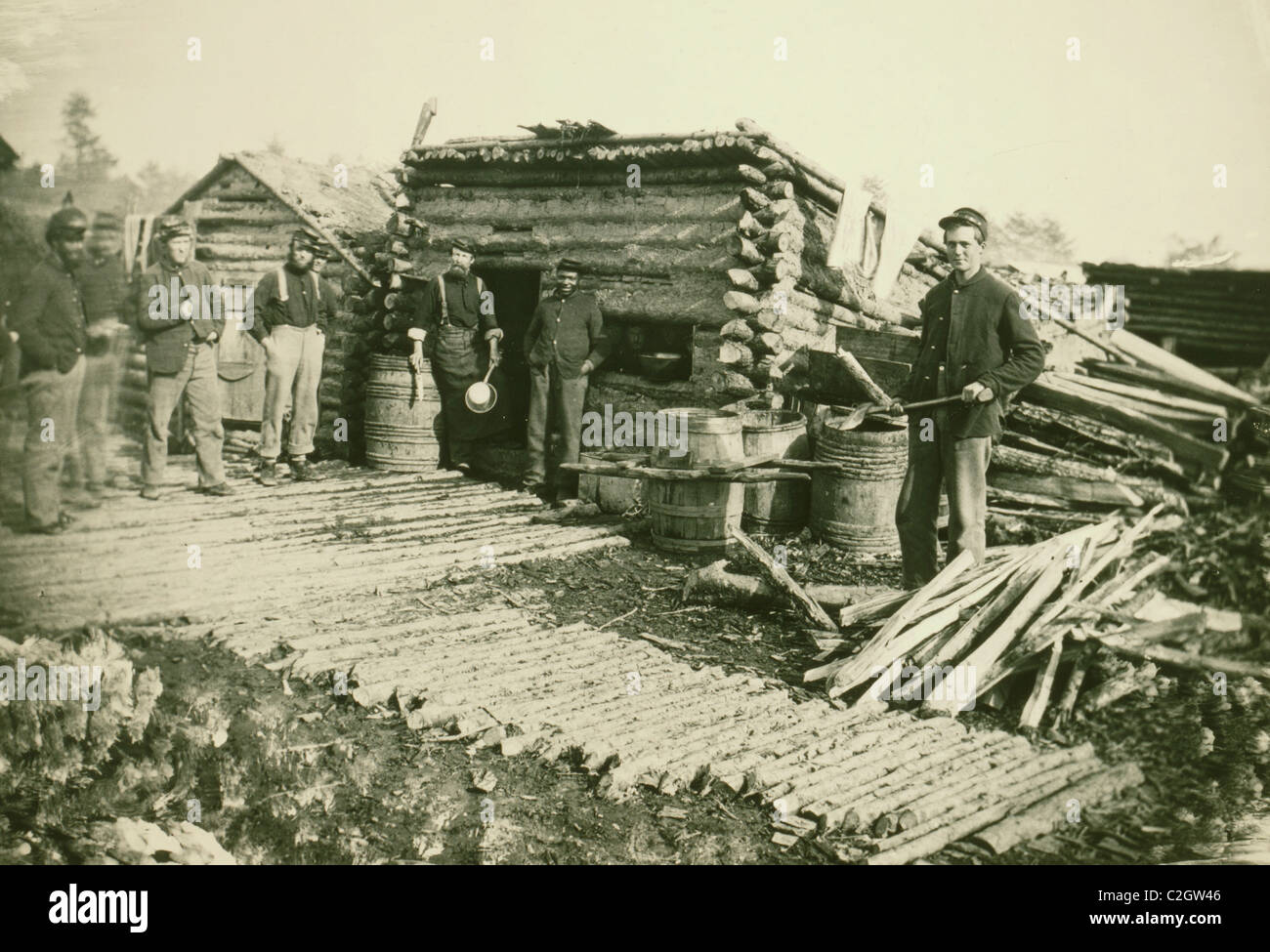 Camp de guerre civile du 6ème N.Y. Artillerie à Brandy Station, Virginia, montrant des soldats de l'Union en face de la société Billes de cuisine Banque D'Images