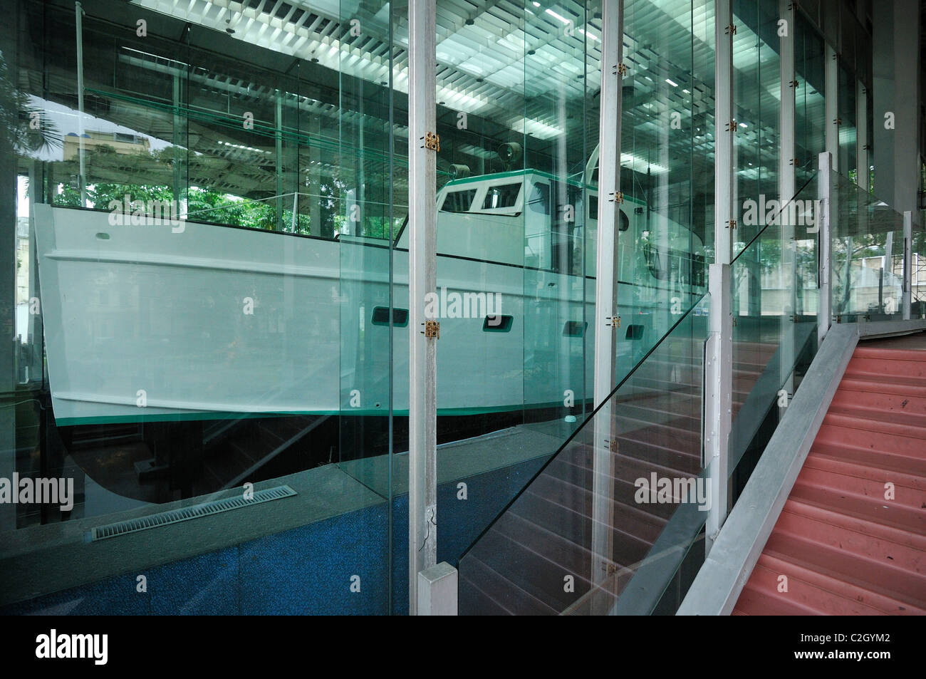 La Havane. Cuba. Le Mémorial Granma dans le musée de la révolution / Museo de la Revolucion. Banque D'Images