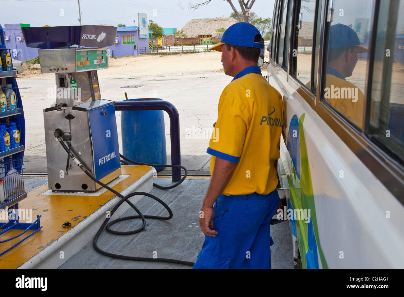 Petromil gas station en Colombie, Amérique du Sud Banque D'Images
