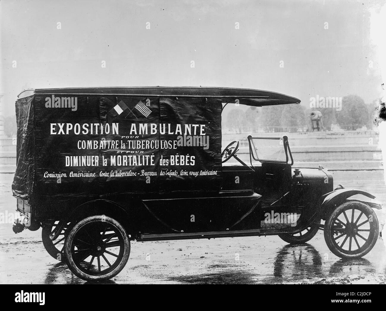 La Première Guerre mondiale, franco-américaines à partir de l'Ambulance Banque D'Images La Première Guerre mondiale, franco-américaines à partir de l'Ambulance Banque D'Images