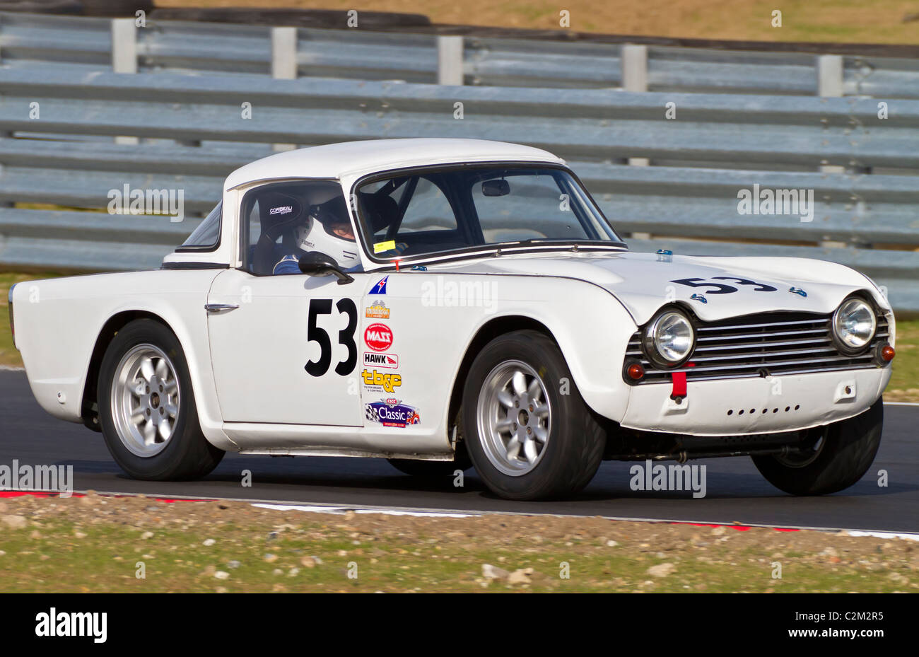 1966 Triumph TR4 avec chauffeur Roy Chamberlain au cours de la SCLC Swinging Sixties Series de Snetterton, Norfolk, Royaume-Uni. Banque D'Images