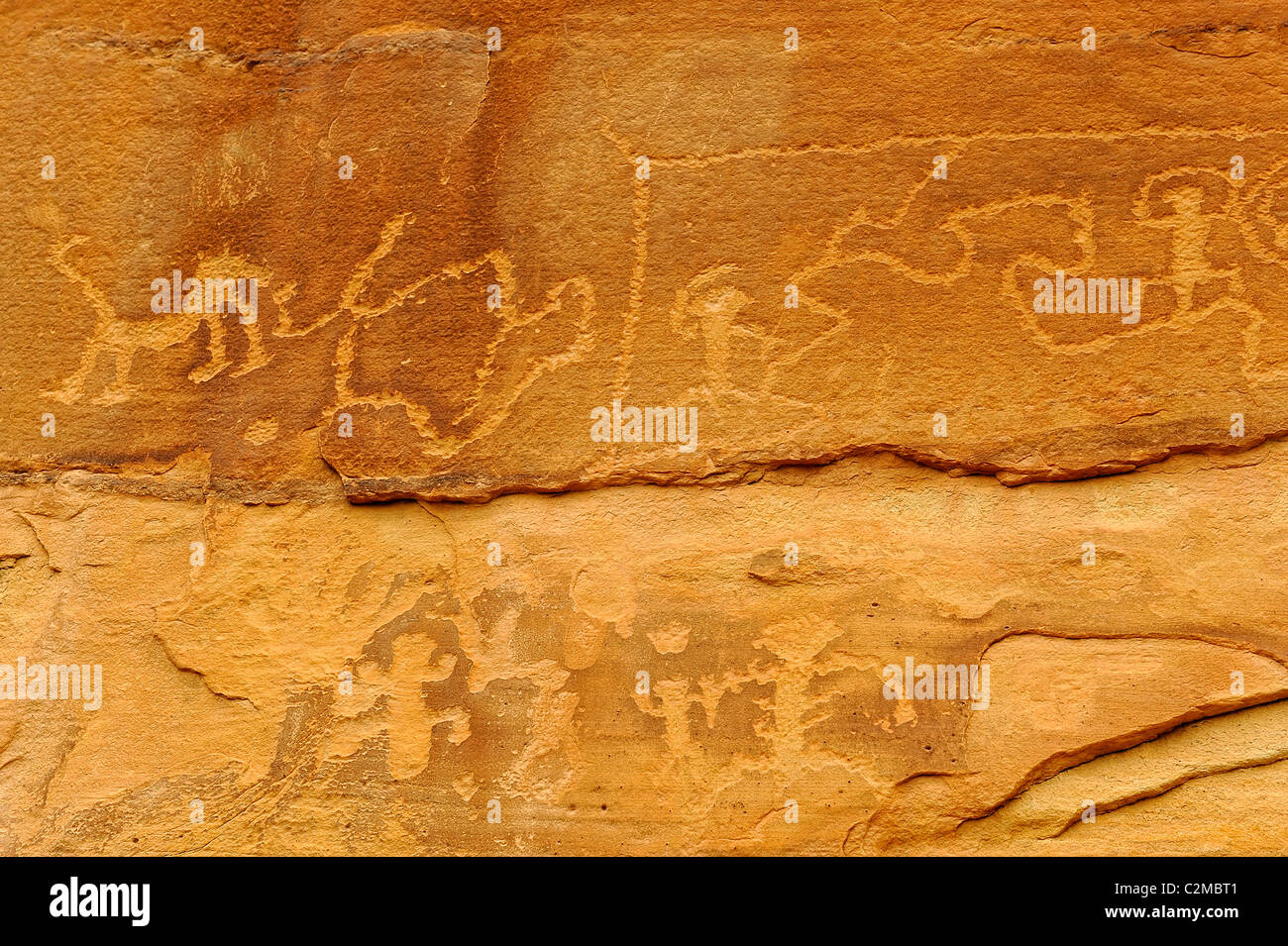 Les pétroglyphes gravés sur une surface rocheuse, Mesa Verde National Park Banque D'Images
