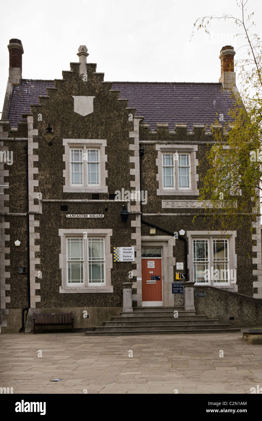 La station de police de Conwy dans le Nord du Pays de Galles Banque D'Images