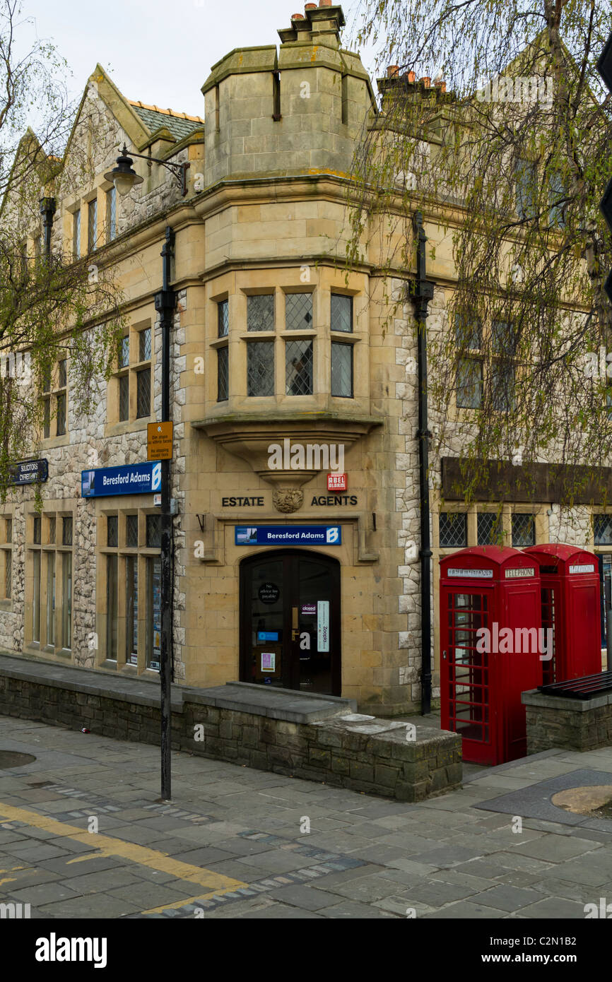 Beresford Adams Agents immobiliers dans le Nord du Pays de Galles Conwy Banque D'Images