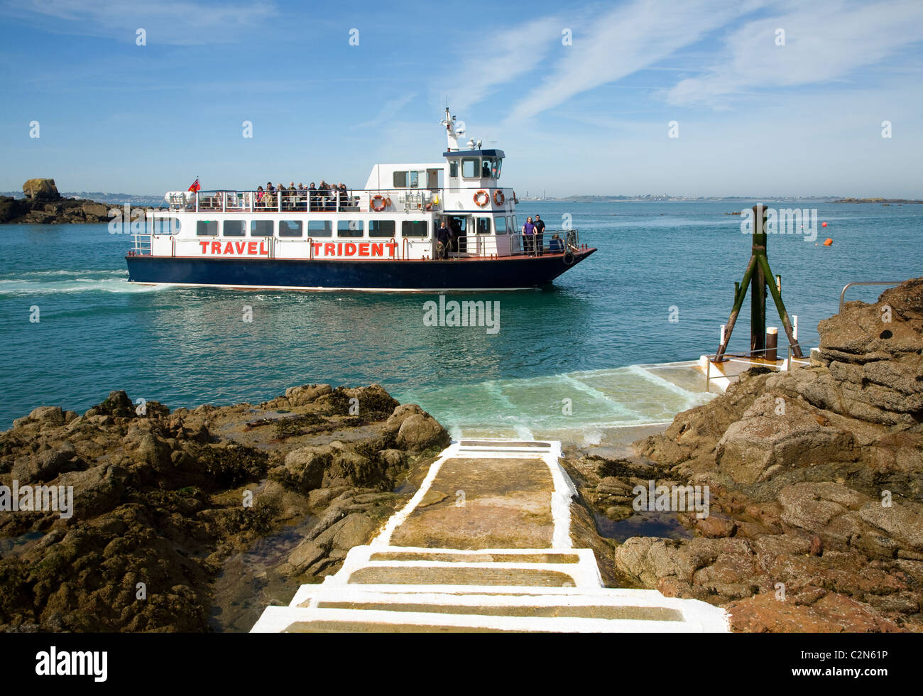 Trident Billet ferry Rosaire Étapes Herm island Channel Islands Banque D'Images