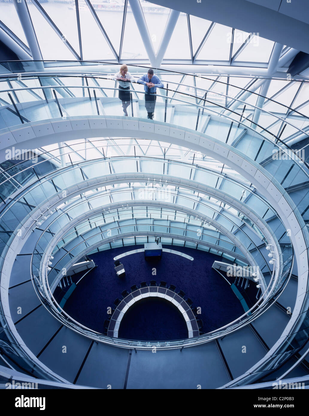 City Hall, Londres. GLA En regardant l'escalier chambre. 1999-2002 Banque D'Images