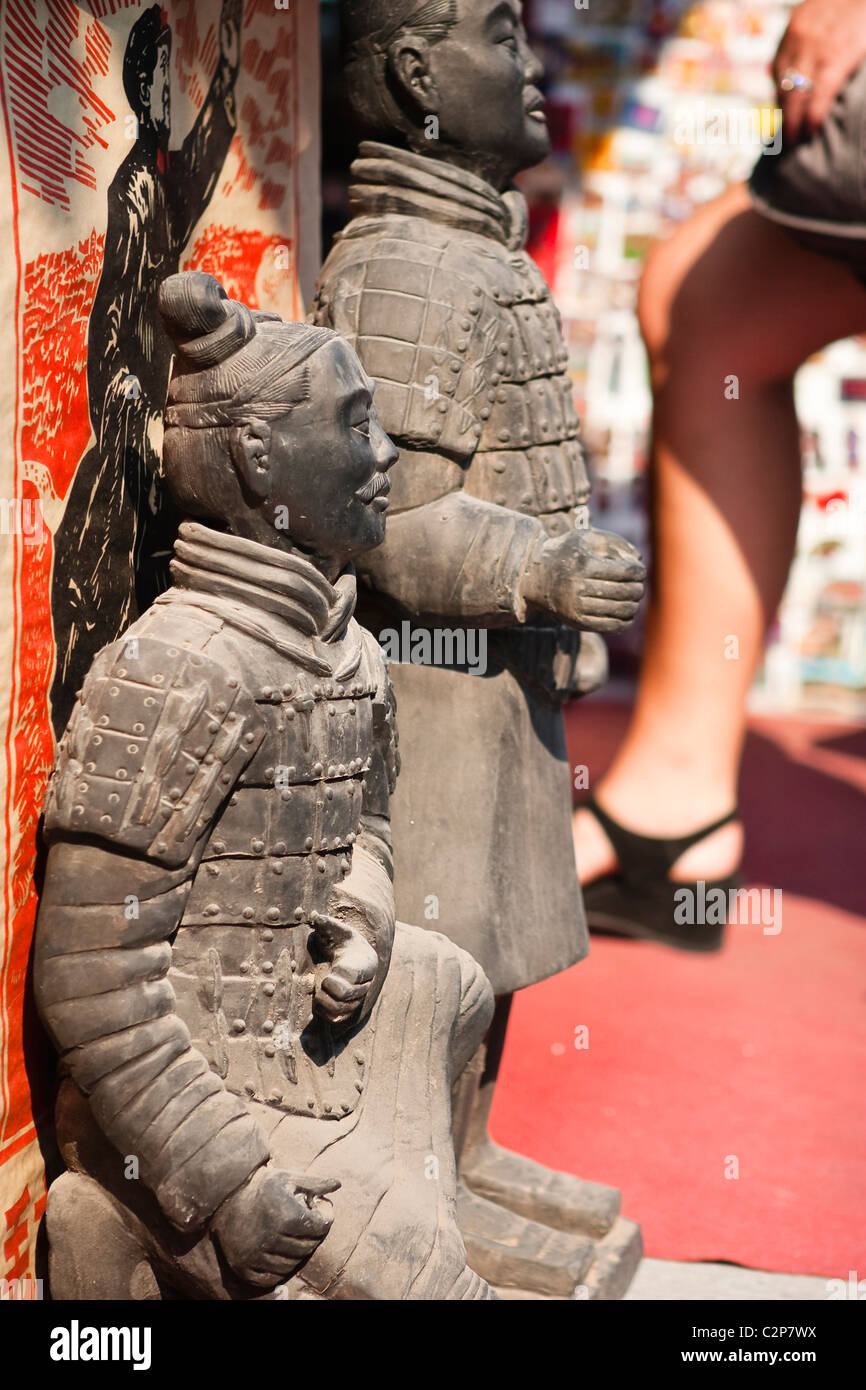 Beijing : Terracotta Warriors et poster de mao Banque D'Images