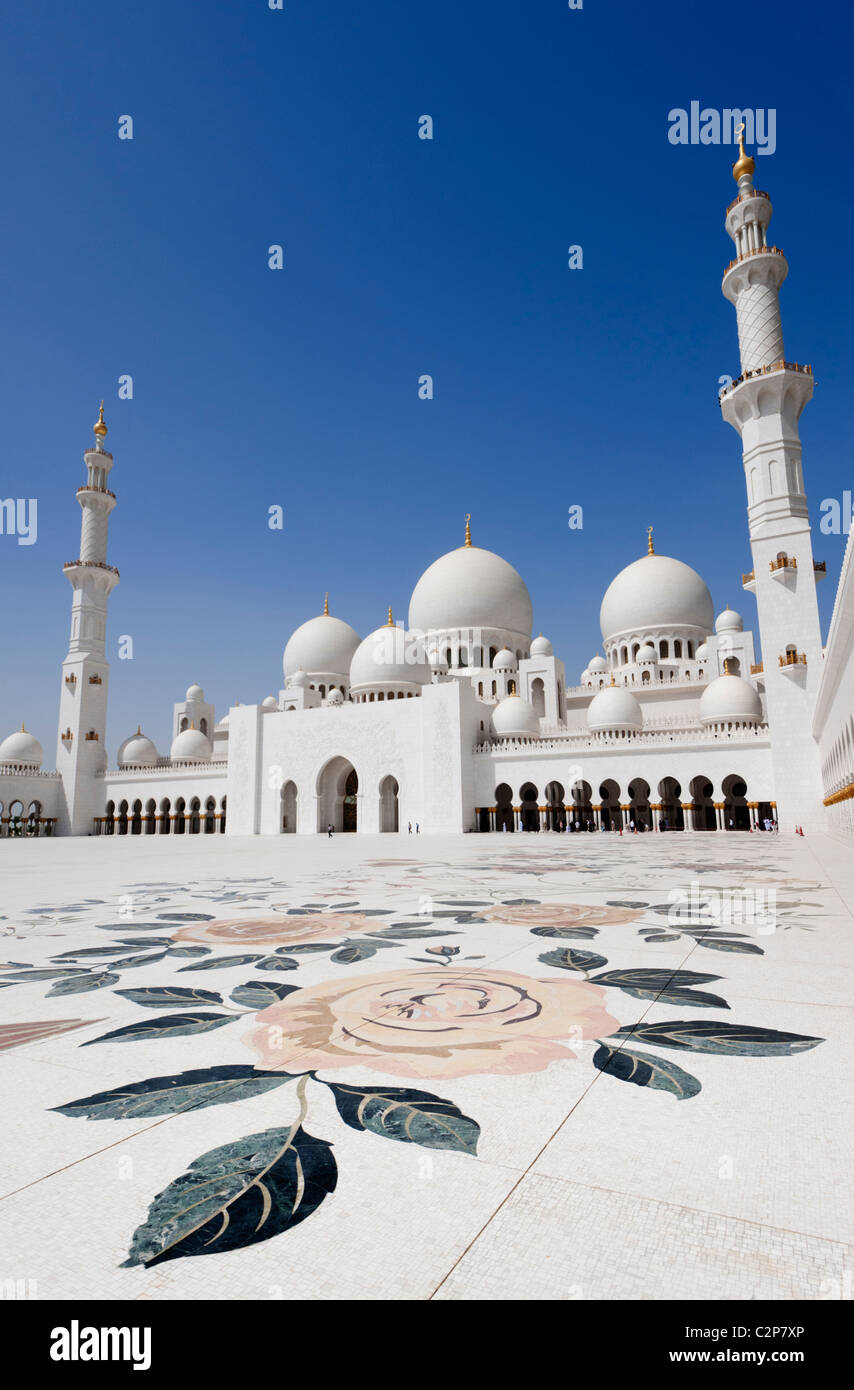 Grande Mosquée de Sheikh Zayed à Abu Dhabi, Émirats arabes unis, ÉMIRATS ARABES UNIS Banque D'Images