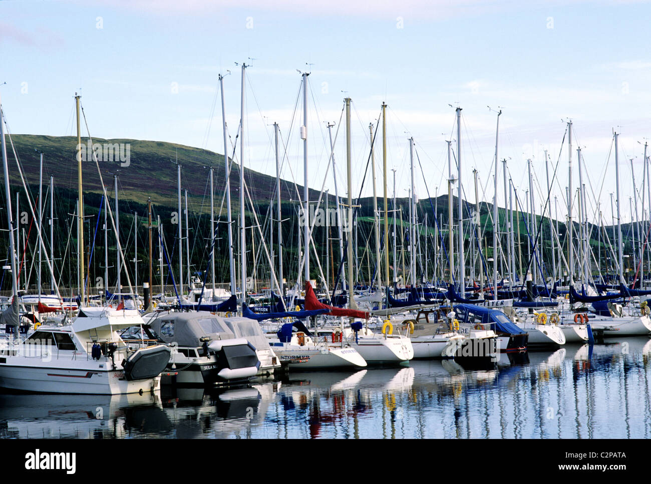 Largs, Marina Yachting Center, Strathclyde, Écosse marinas coast paysages côtiers UK bateau bateaux mâts mât Banque D'Images