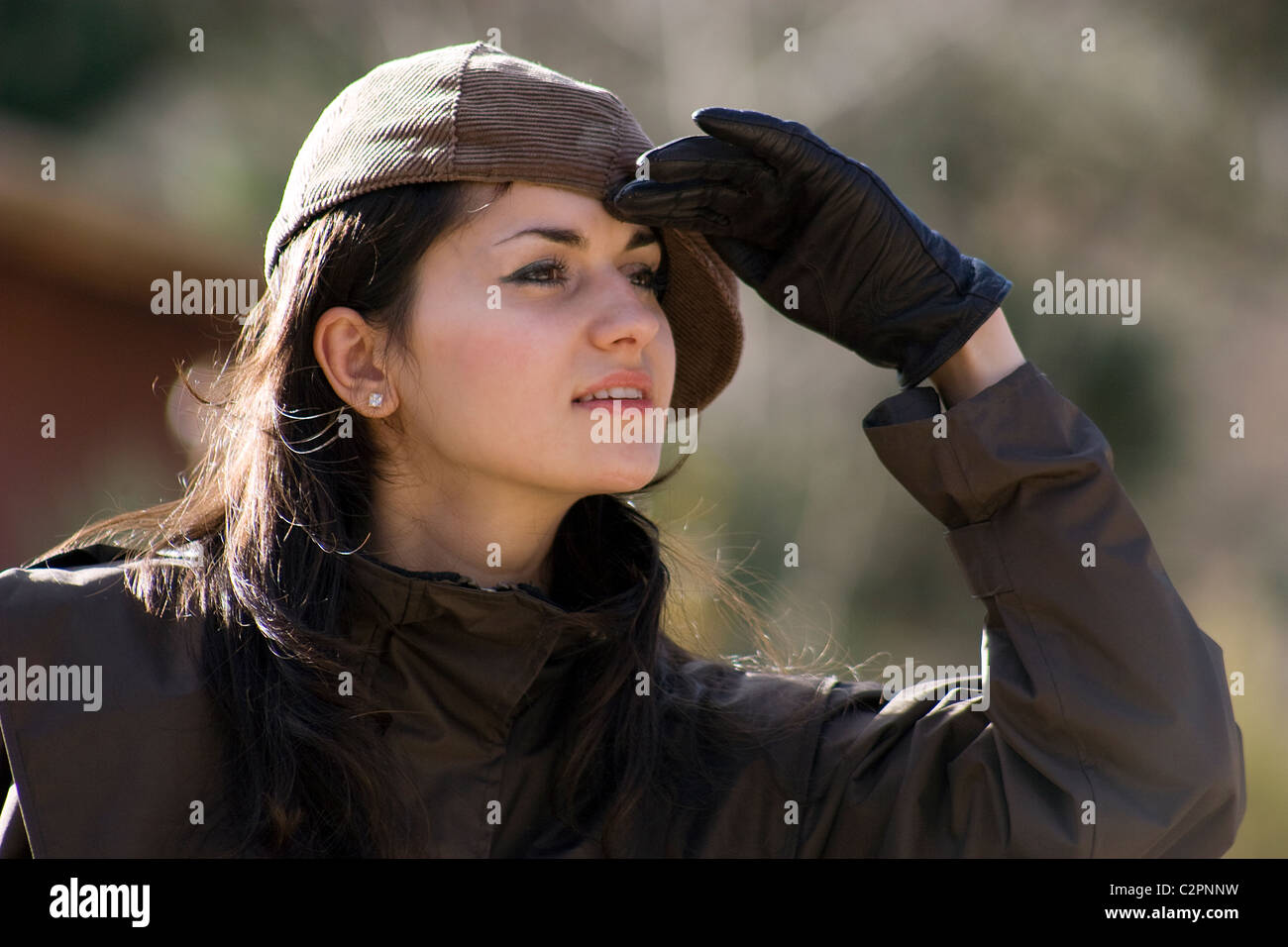 Femme au chapeau de velours Banque D'Images