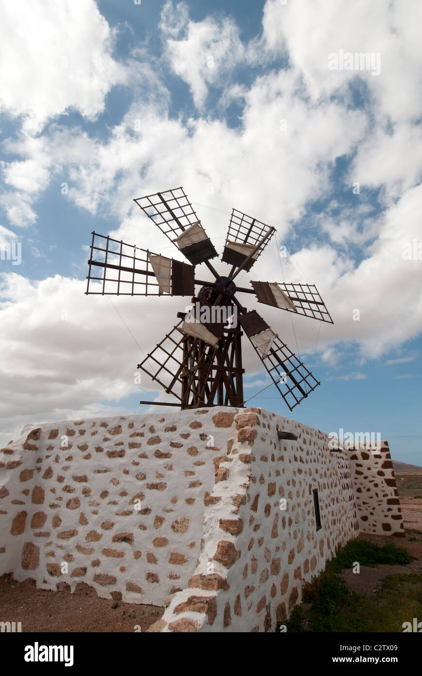 Moulin à Tindaya, Fuerteventura, Îles Canaries Banque D'Images