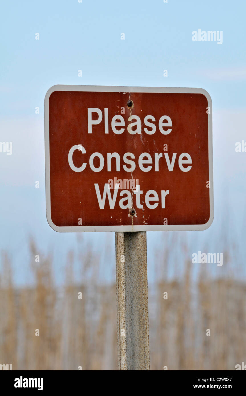 Conserver l'eau signe. Fort de Soto, Florida, USA Banque D'Images