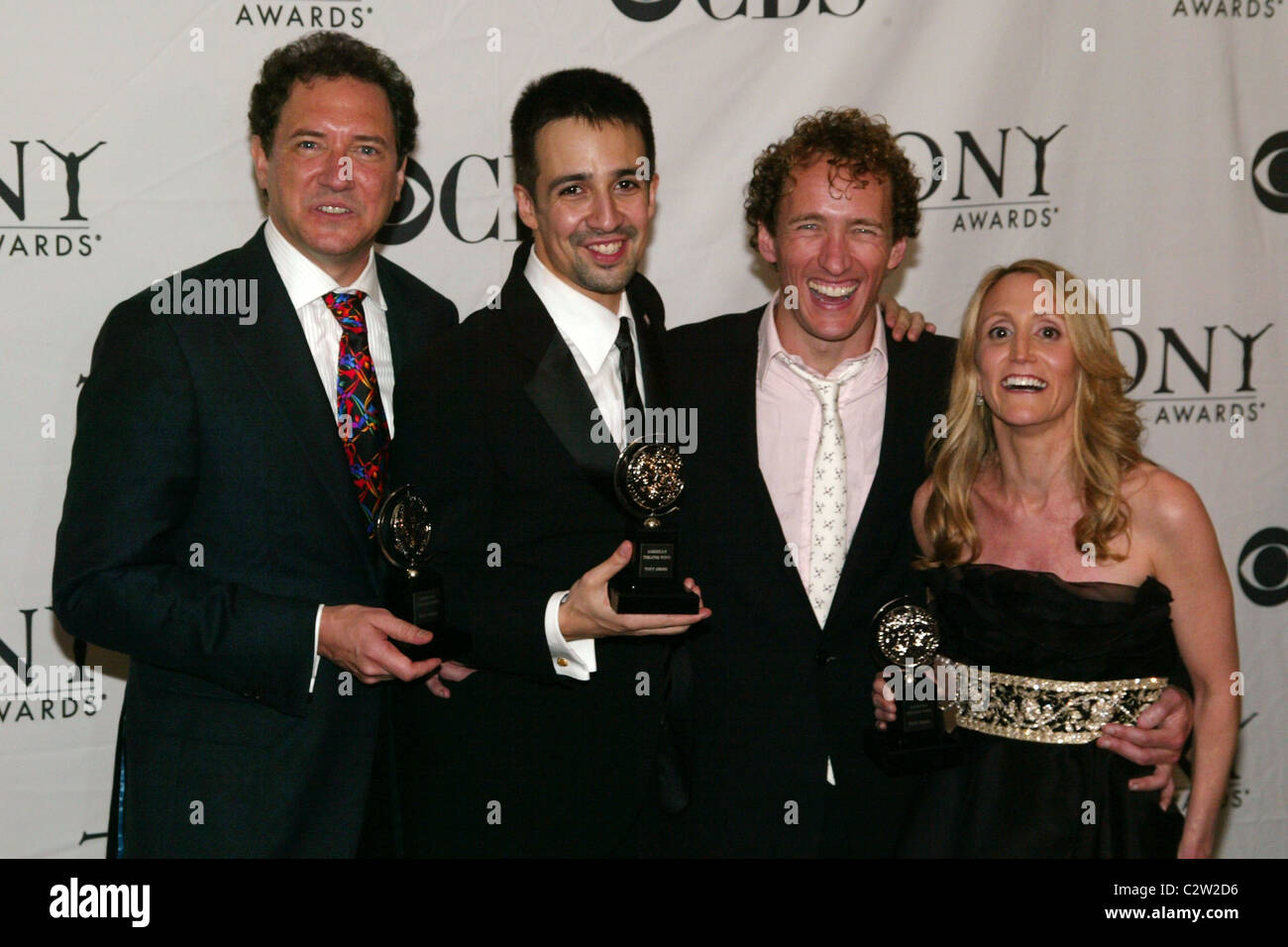 Kevin McCollum, Lin-Manuel Miranda, Jeffrey Sceler, Jill Furman La 62e Tony Awards au Radio City Music Hall - Salle de presse Banque D'Images