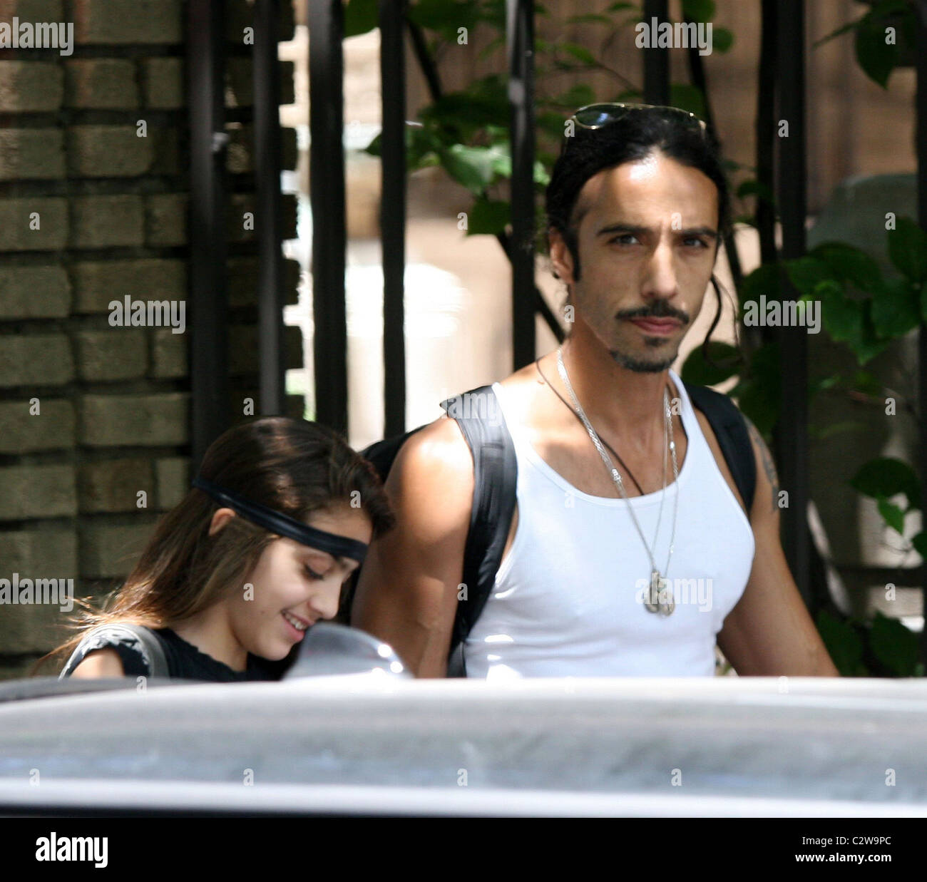 Lourdes Leon Et Son Pere