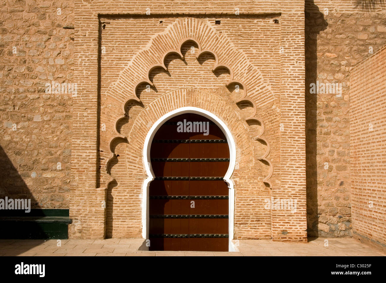 Marrakech, Maroc, 15-4-2011. Le minaret de la Koutoubia et Mosque terminé par le Sultan Yacoub el Mansour dans le 12 siècle. Banque D'Images