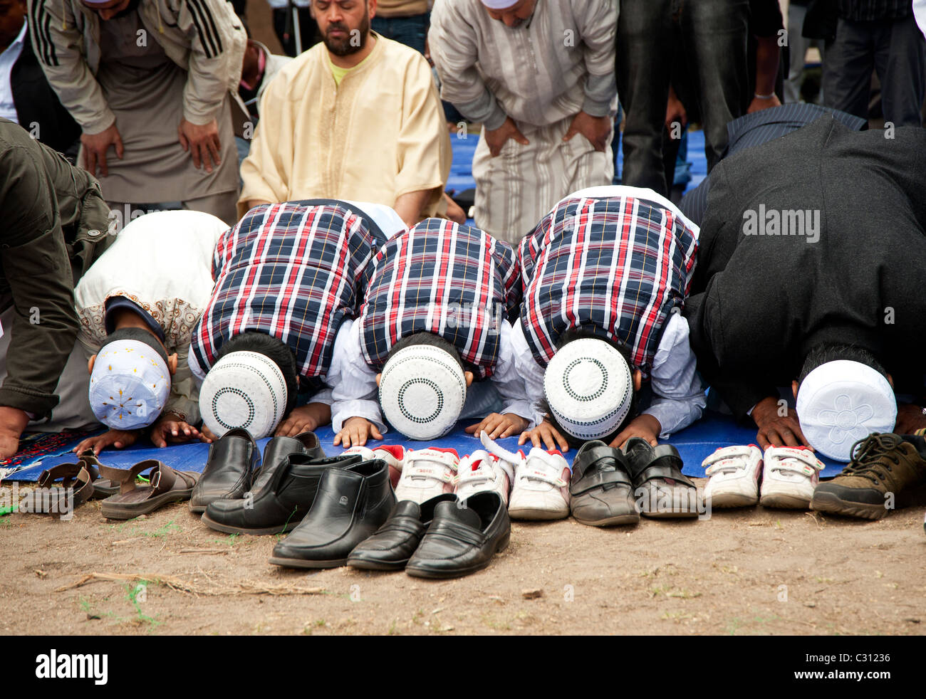 Rome, Italie - 22 avril 2011 - musulmans prier à Rome Banque D'Images