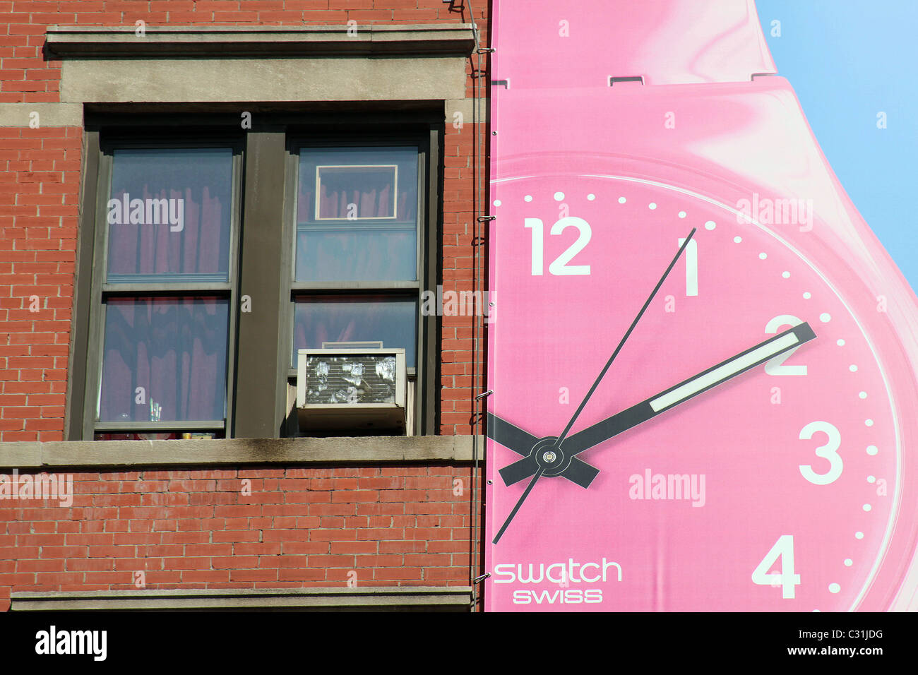 Panneau géant pour montres Swatch sur une façade du bâtiment, SOHO, NEW YORK CITY, ÉTAT DE NEW YORK, UNITED STATES Banque D'Images