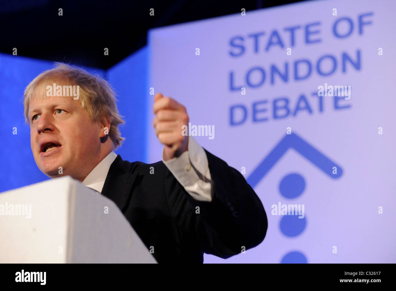 Le maire de Londres Boris Johnson, à l'état de Londres Débat, La Reine Elizabeth II Conference hall. Banque D'Images