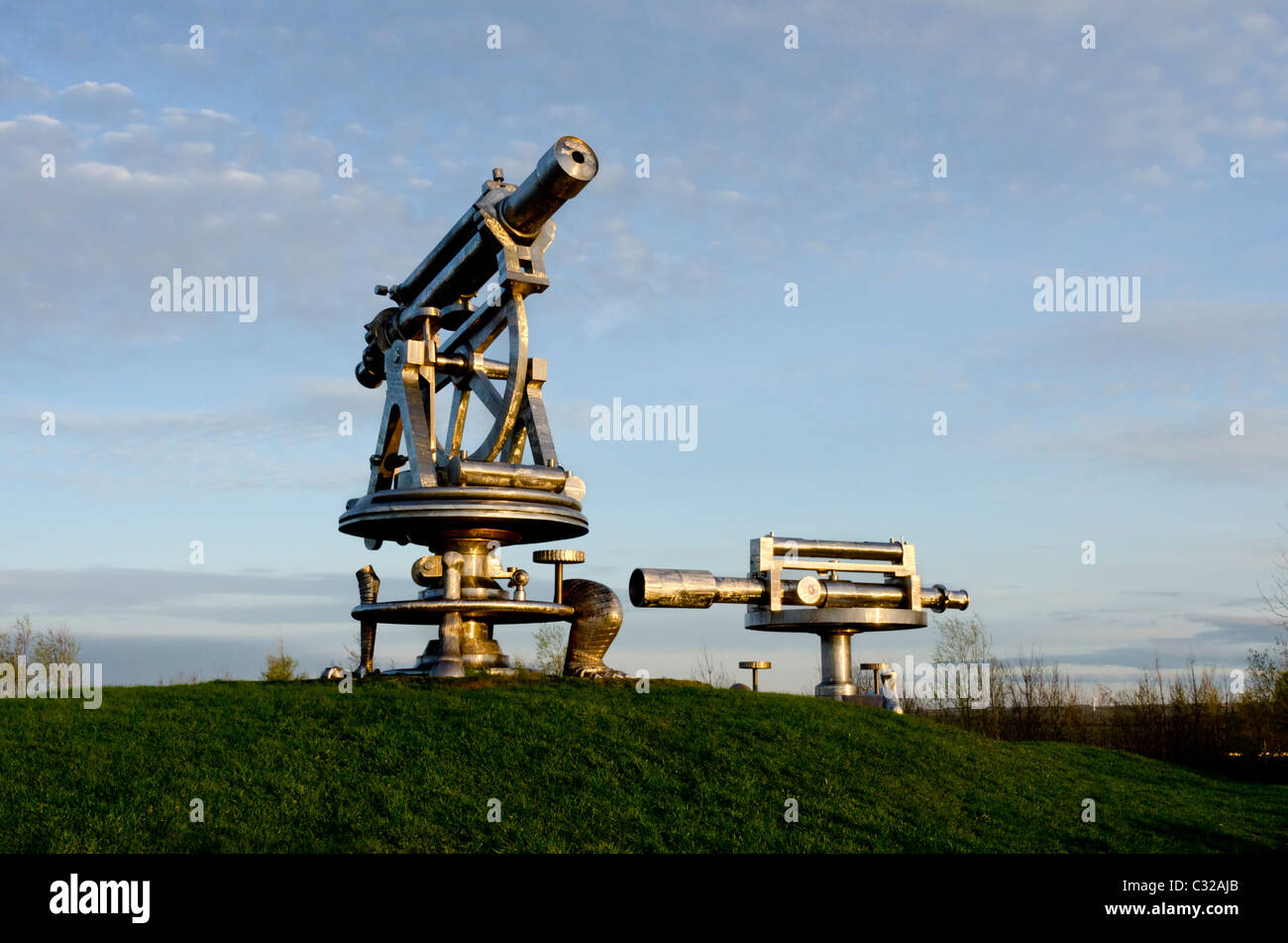 Le Terris Novalis sculptures de Tony Cragg se tenir près de ce qui était autrefois l'emplacement de l'Consett steel works. Banque D'Images