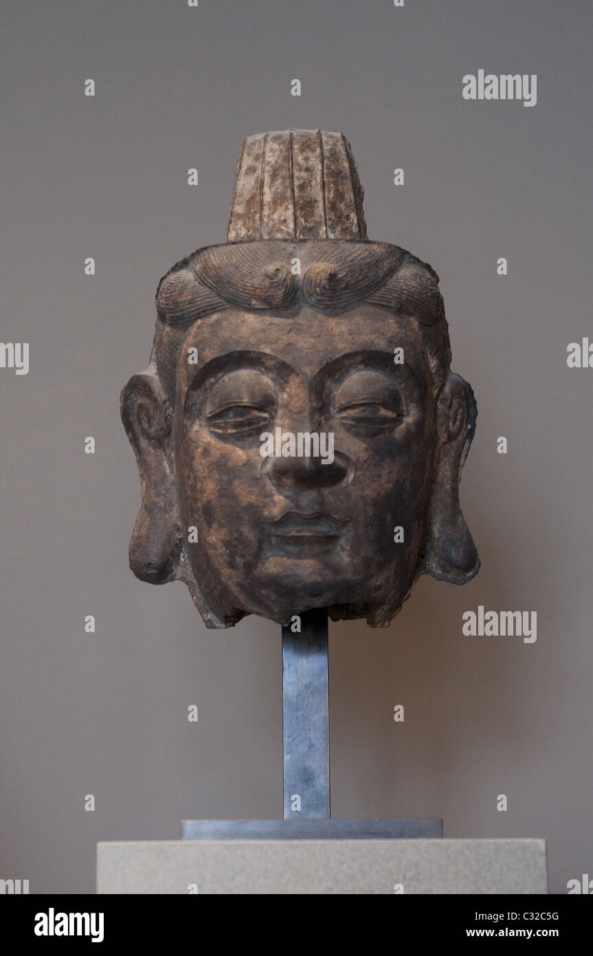 Tête de Bouddha XII ème siècle la dynastie des Song du Nord - Chine Musée Cernuschi - Paris Banque D'Images