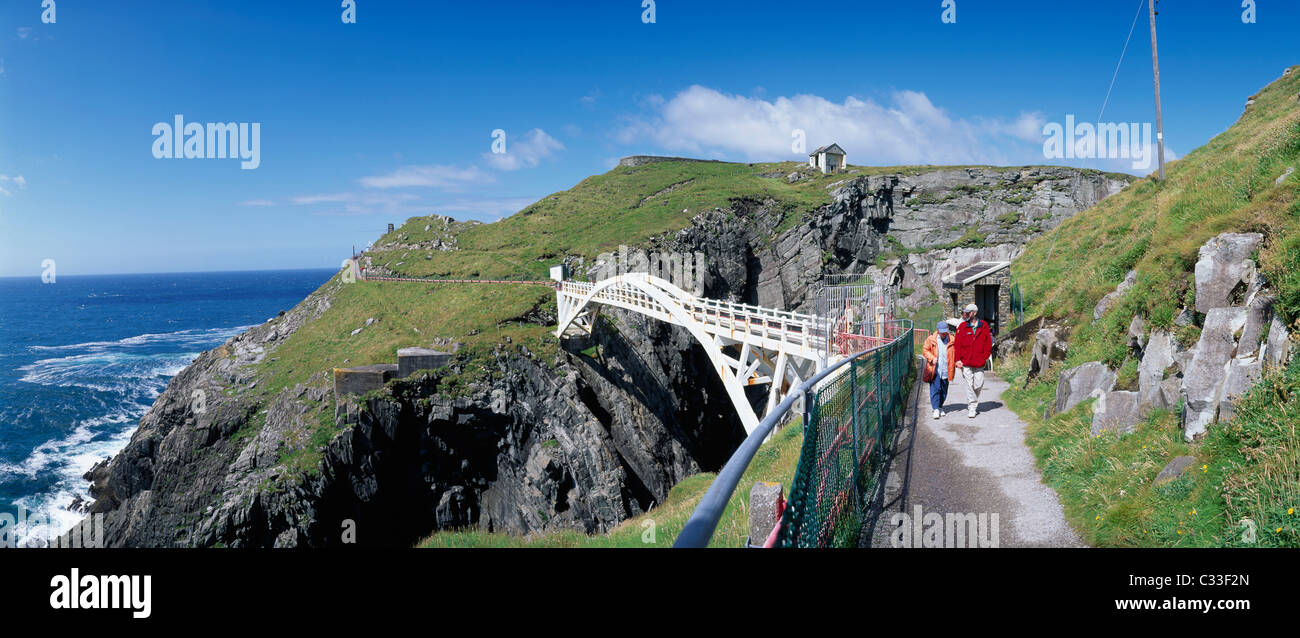 Mizen Head, Co Cork, Ireland;Pont sur la côte Banque D'Images