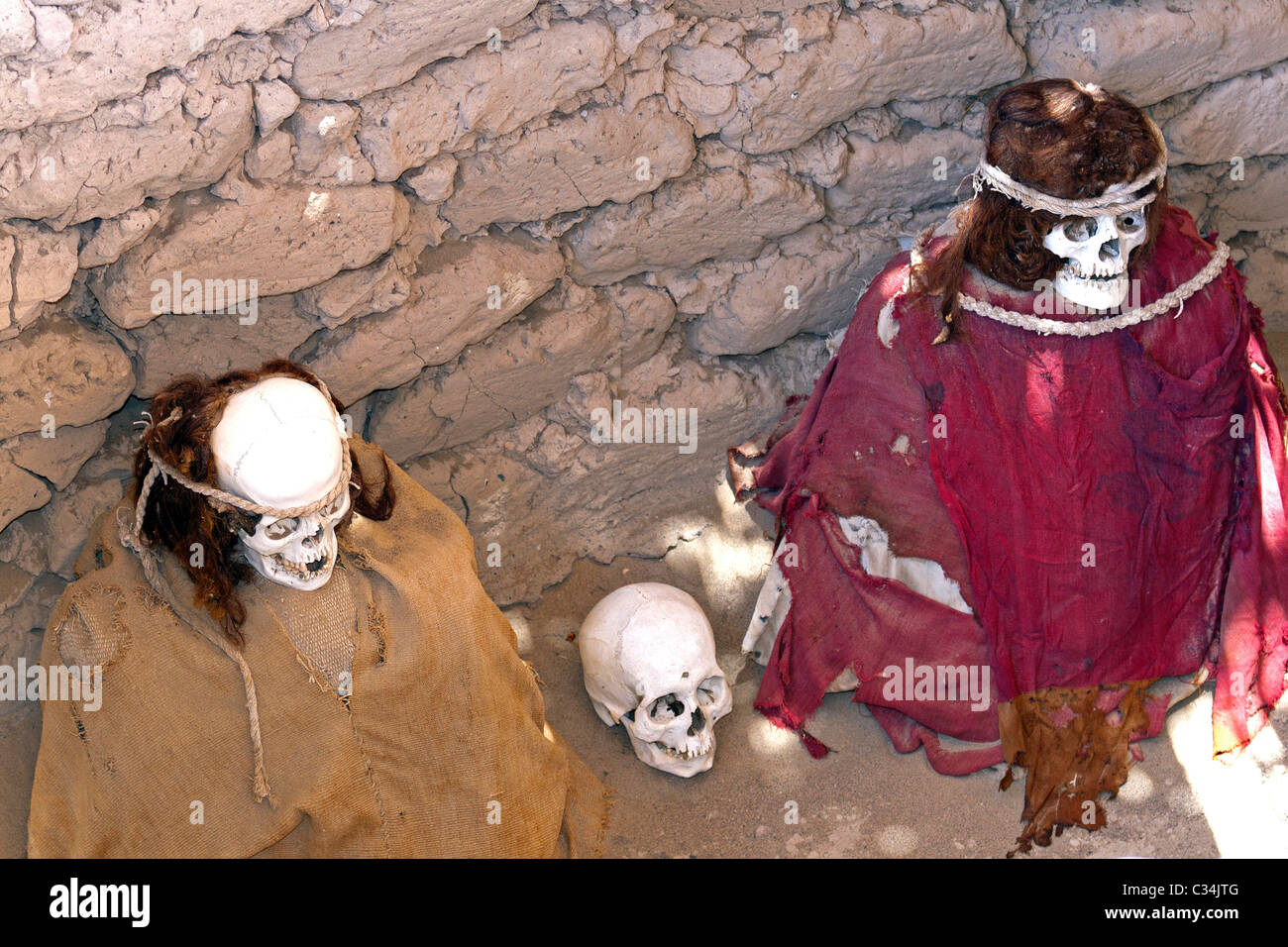 Les gens de Nazca, près de maman, Nazca Pérou, Chauchilla cemetery, à partir d'environ 200 AD Banque D'Images