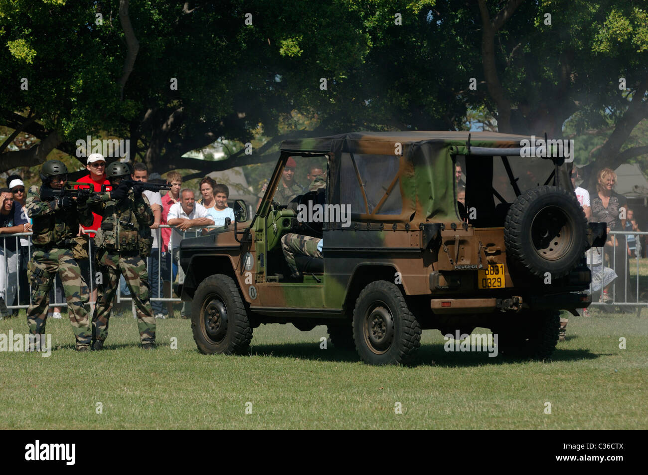 Les forces de l'armée française de montrer Banque D'Images