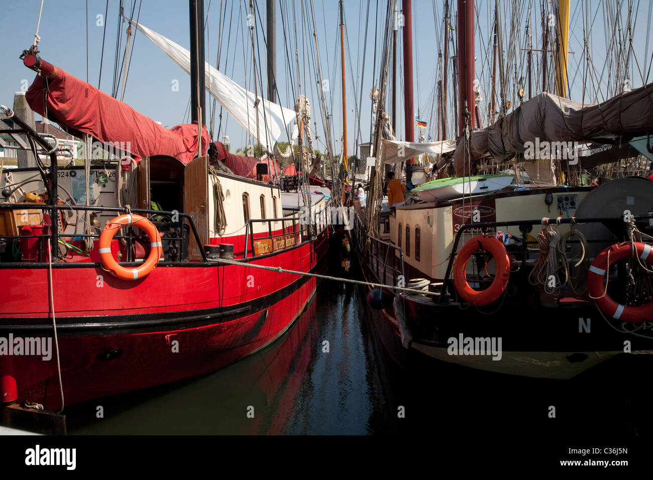 Dutch Barges à Vlieland Banque D'Images