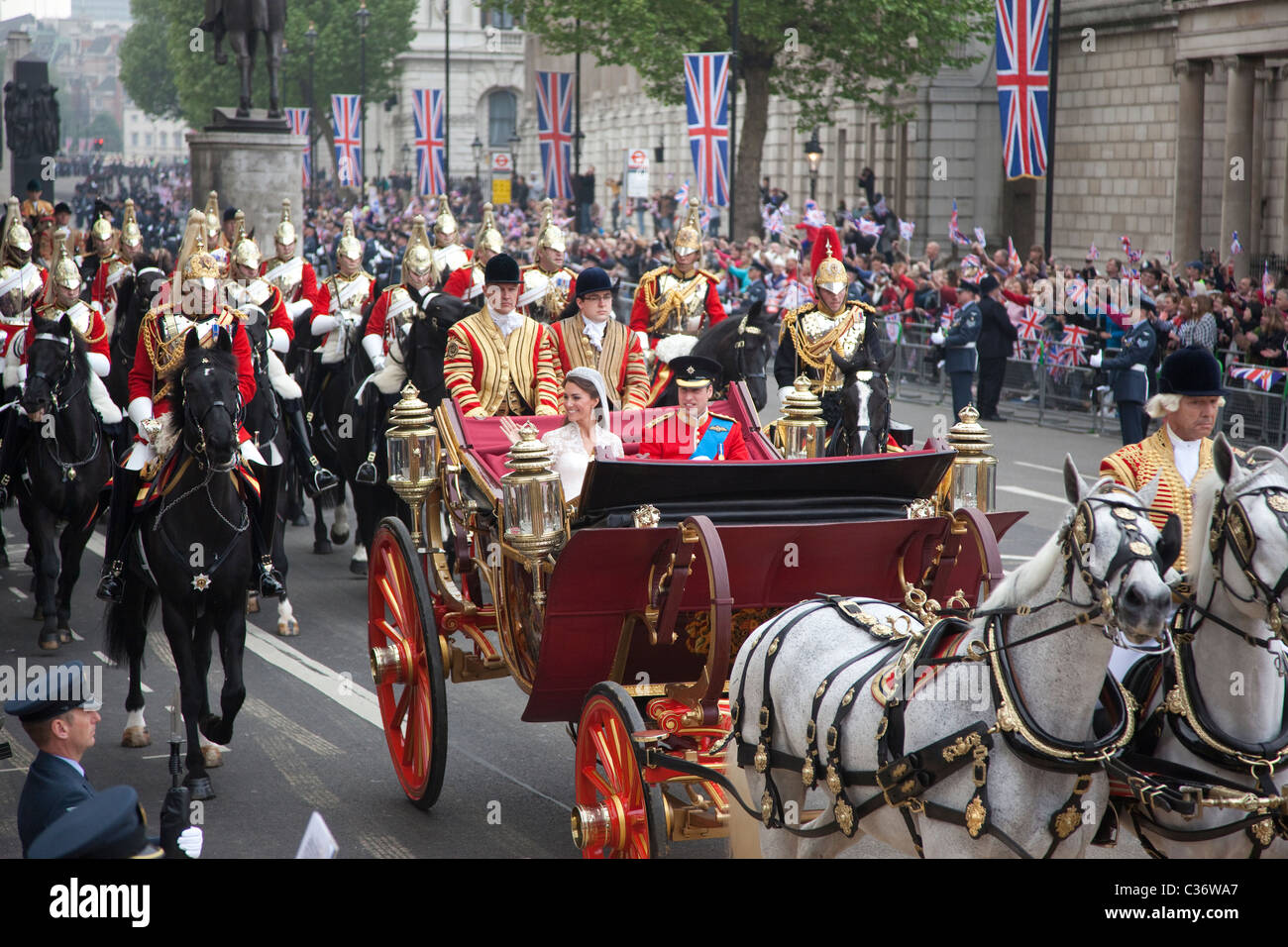 Chariot royal Mariage Royal Horse Guards, Whitehall, Londres, Royaume-Uni. Photo:Jeff Gilbert Banque D'Images