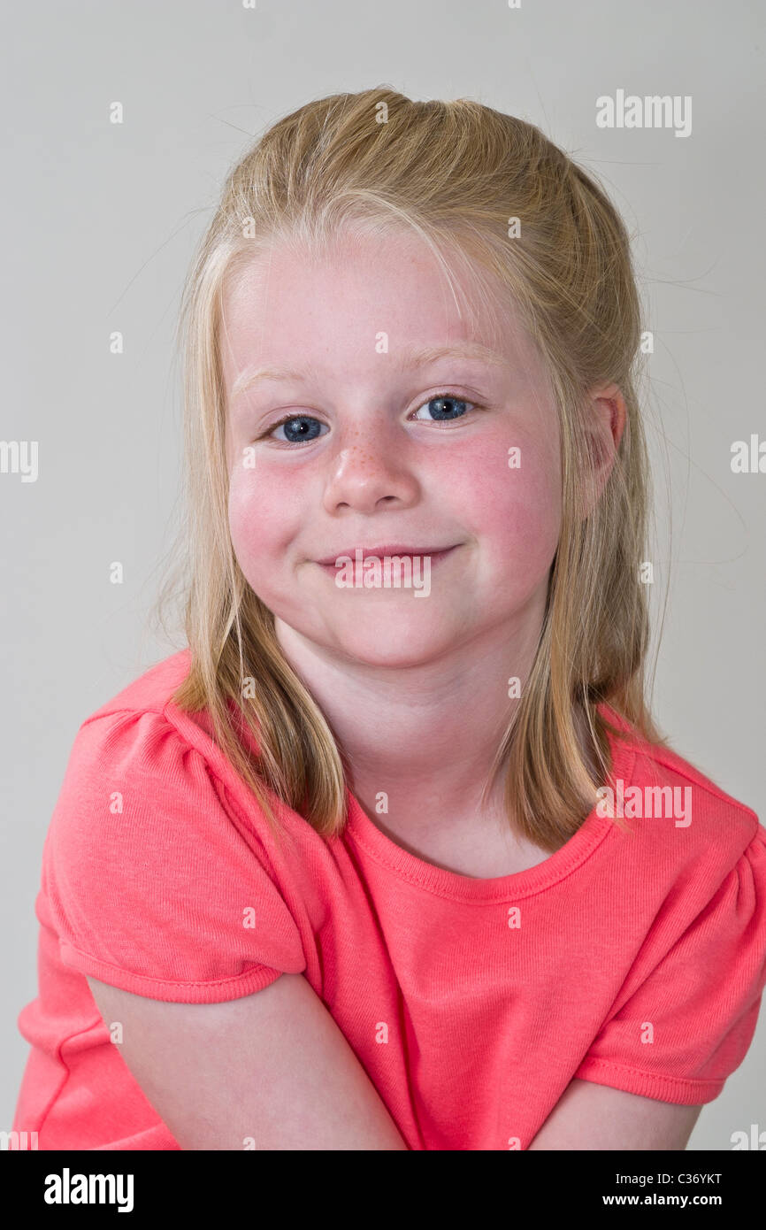 5-6 ans. M. © rêve réfléchie à la séance à huis clos Pearson Myrleen Banque D'Images