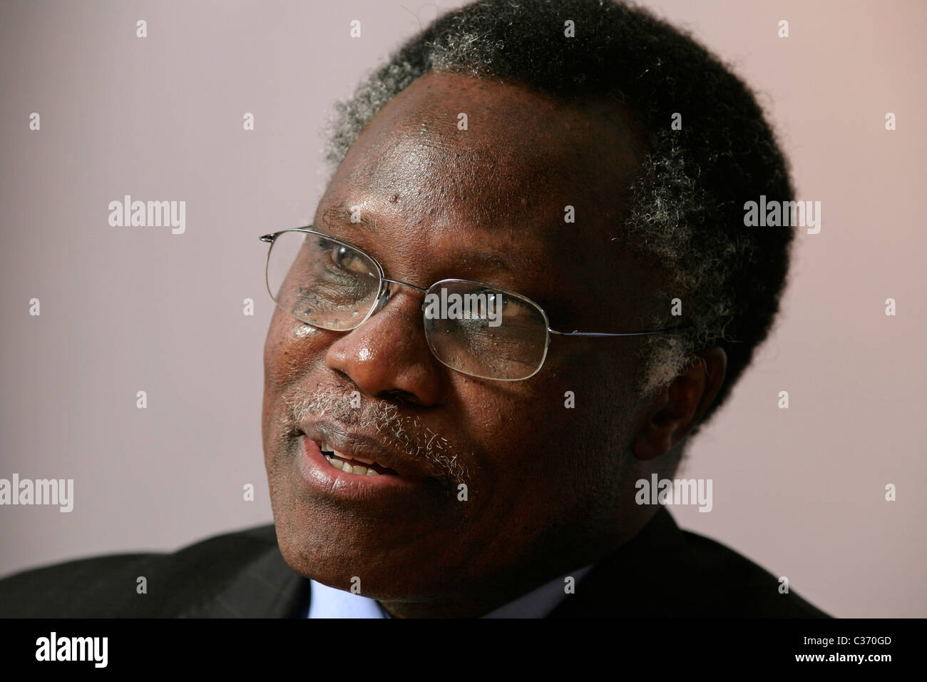Le pasteur Samuel Kobia, secrétaire général du COE, 2004-2009 Banque D'Images Le pasteur Samuel Kobia, secrétaire général du COE, 2004-2009 Banque D'Images
