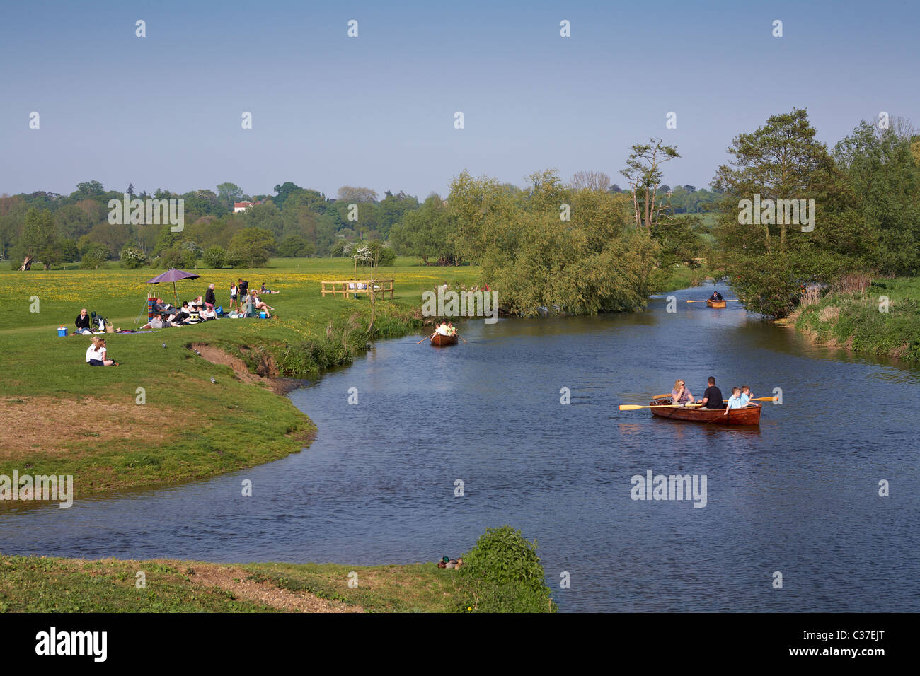 Rivière Stour Essex Dedham Frontières Suffolk Printemps Easter Bank Holiday 2011 Banque D'Images