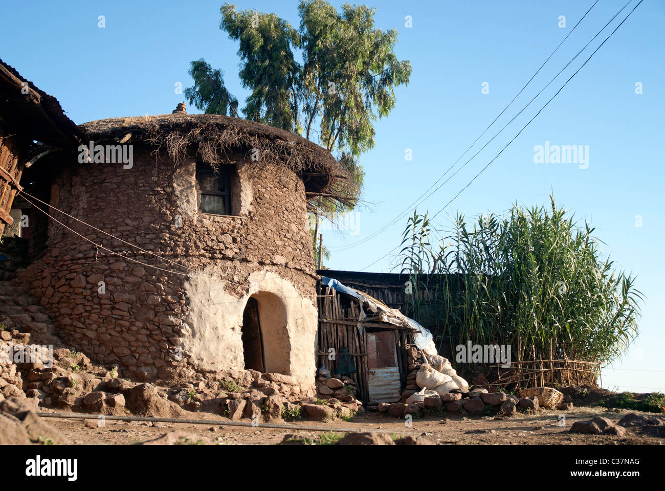 Maison de village traditionnelle africaine à Lalibela Ethiopie Banque D'Images