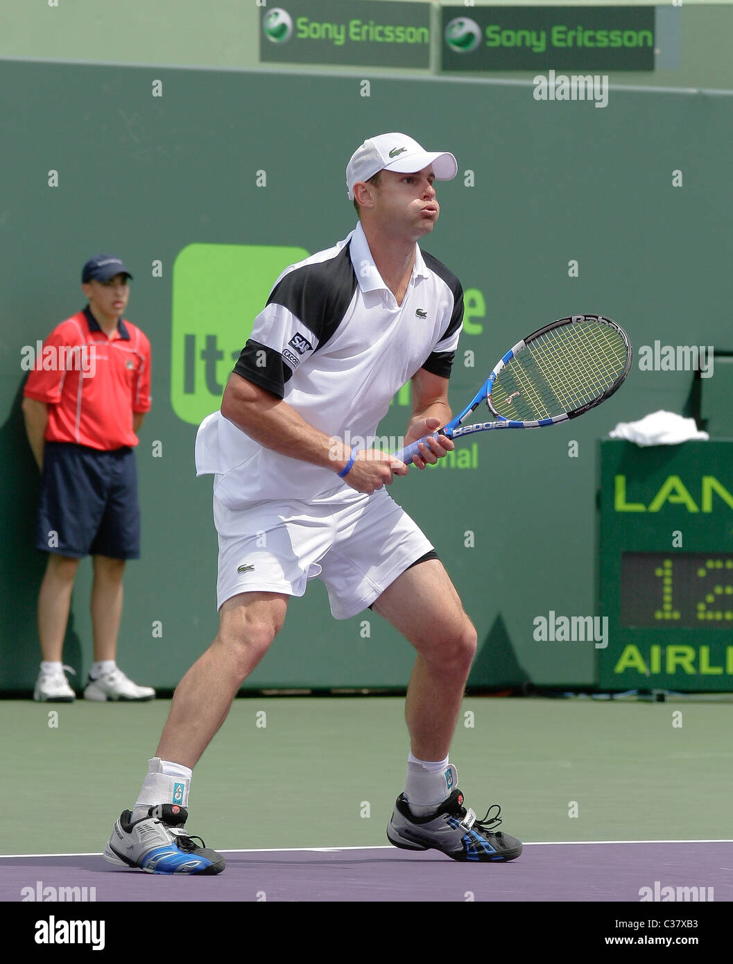 Andy Roddick Dmitry Tursunov joue contre pendant 7 jours après le Sony Ericsson Open, à le Crandon Park Tennis Center Key Banque D'Images