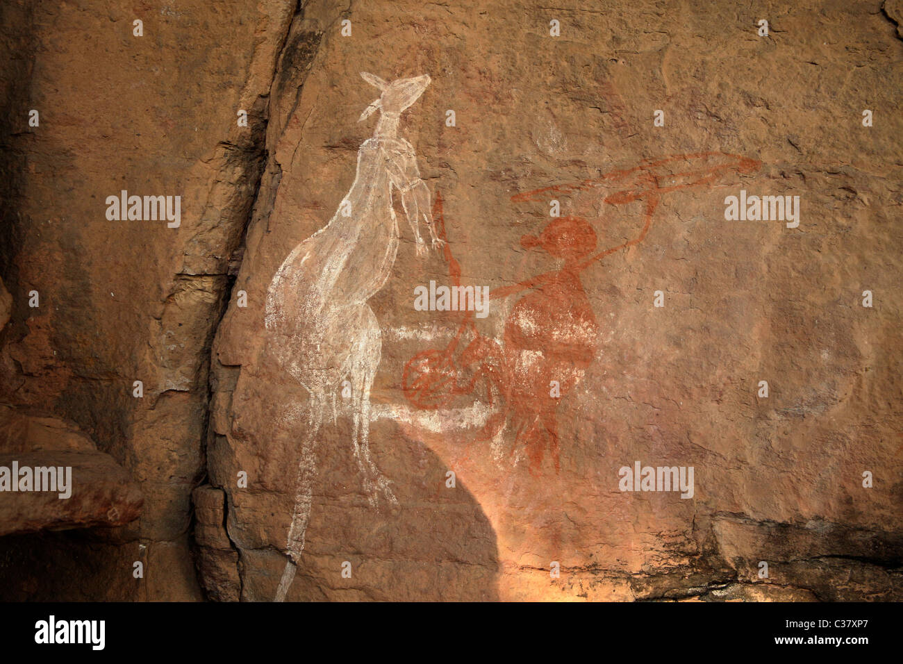 Art rupestre aborigène sur Nourlangie Rock - Parc National de Kakadu près de Darwin, Territoire du Nord, Australie Banque D'Images
