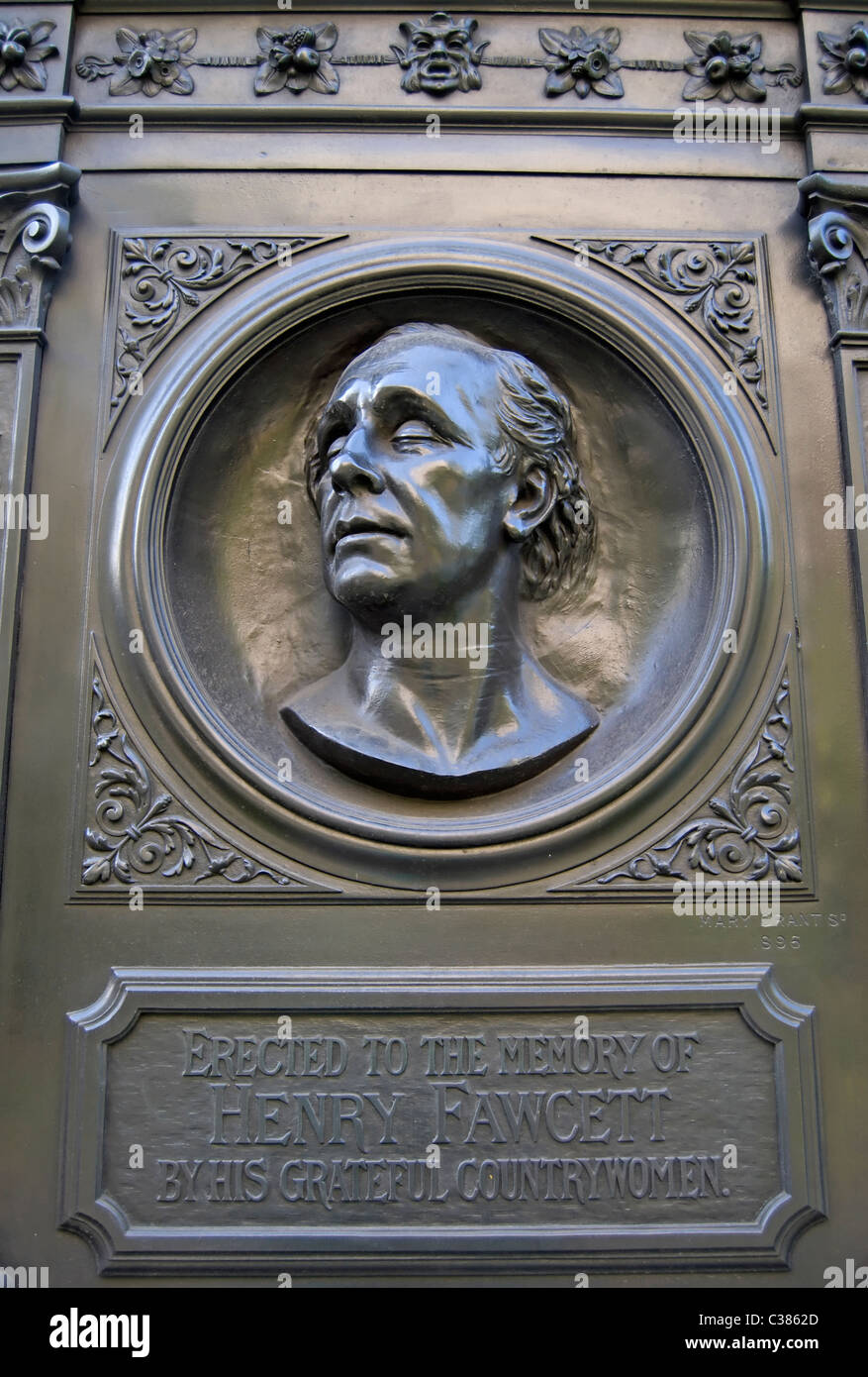 Monument à Henry Fawcett, les aveugles du 19e siècle, homme politique et universitaire à Victoria Embankment Gardens, Londres, Angleterre Banque D'Images
