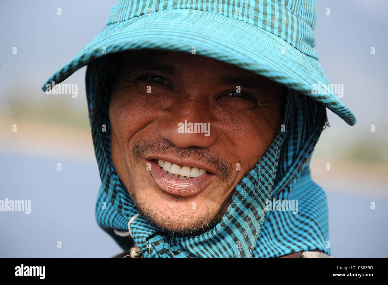 Portrait de pêcheur cambodgien à Kampot, le sud du Cambodge Banque D'Images