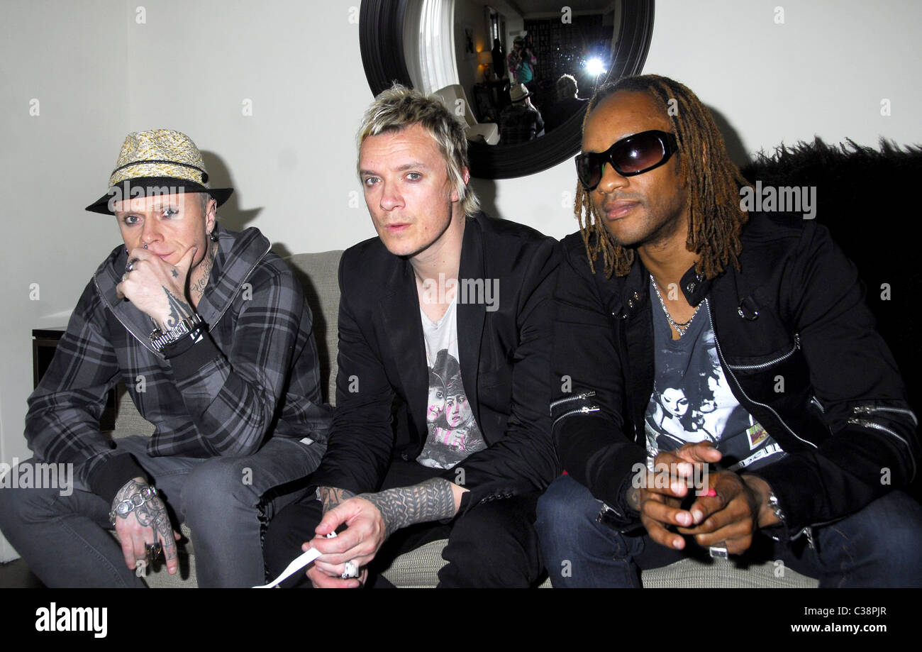 Liam Howlett, Keith Flint et Maxim Reality groupe de musique électronique britannique The 