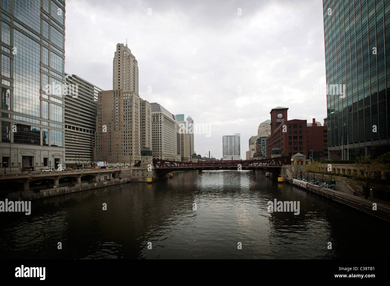 La rivière Chicago à Chicago, IL. Banque D'Images