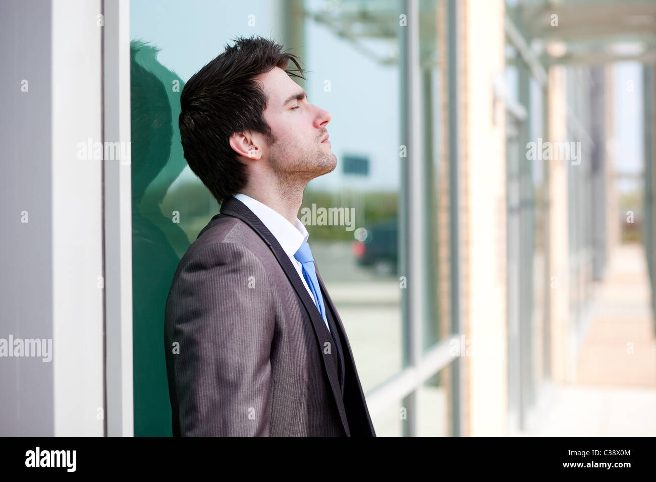 Portrait of man in suit Banque D'Images