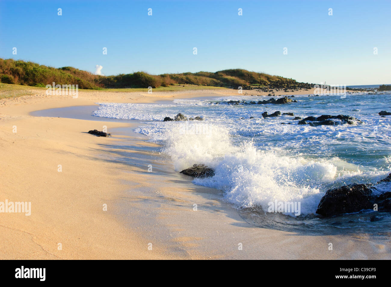 Kaupoa Beach sur l'extrémité ouest de l'île de Molokai, à Hawaï. Banque D'Images