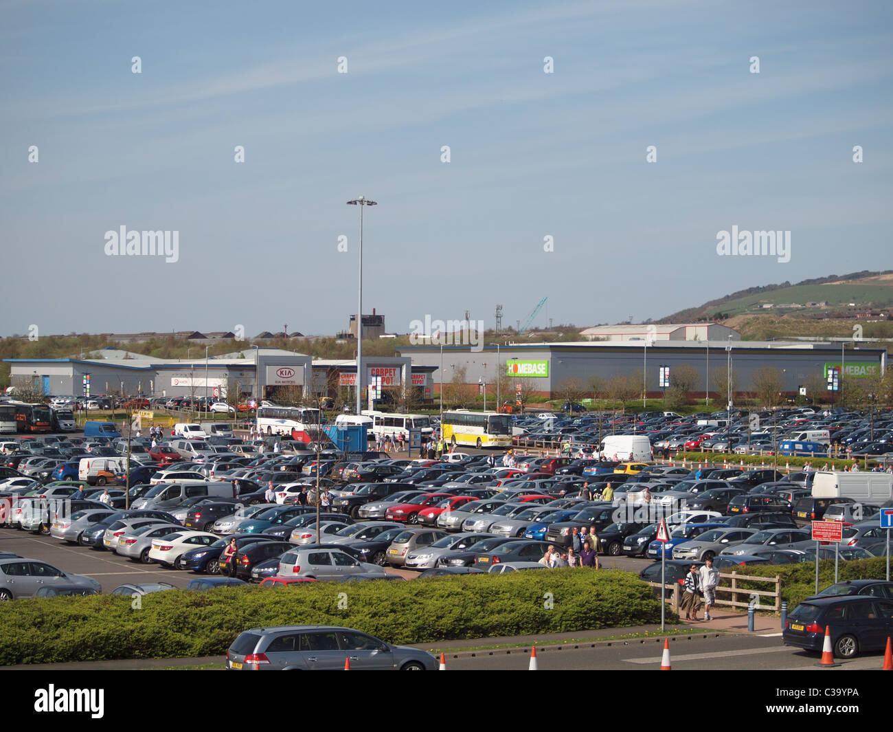 Le parking principal à côté du stade Macron, le terrain du Bolton Wanderers  et Middlebrook retail park Photo Stock - Alamy