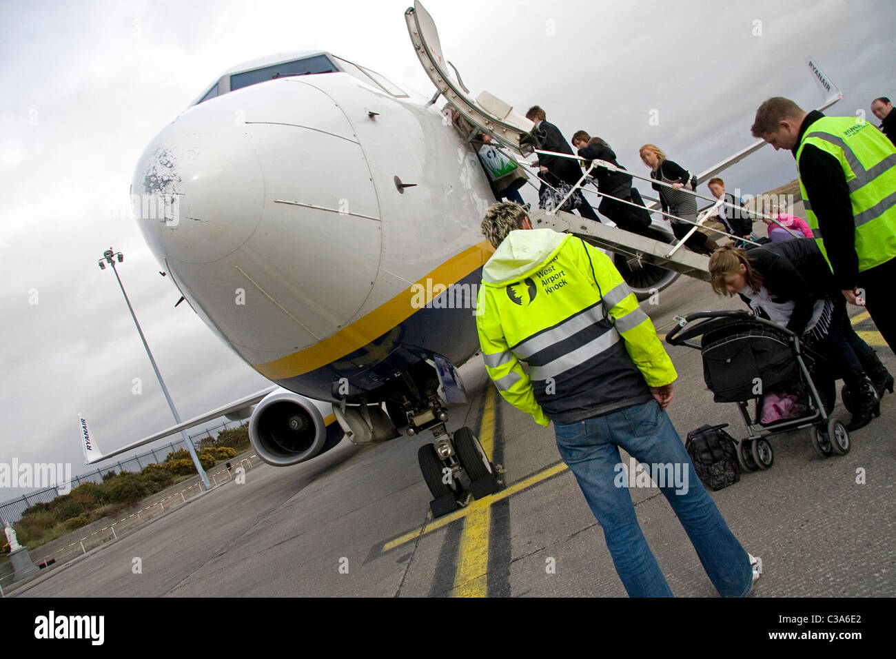 Un avion de Ryanair à l'aéroport de Knock, ouest de l'Irlande Banque D'Images