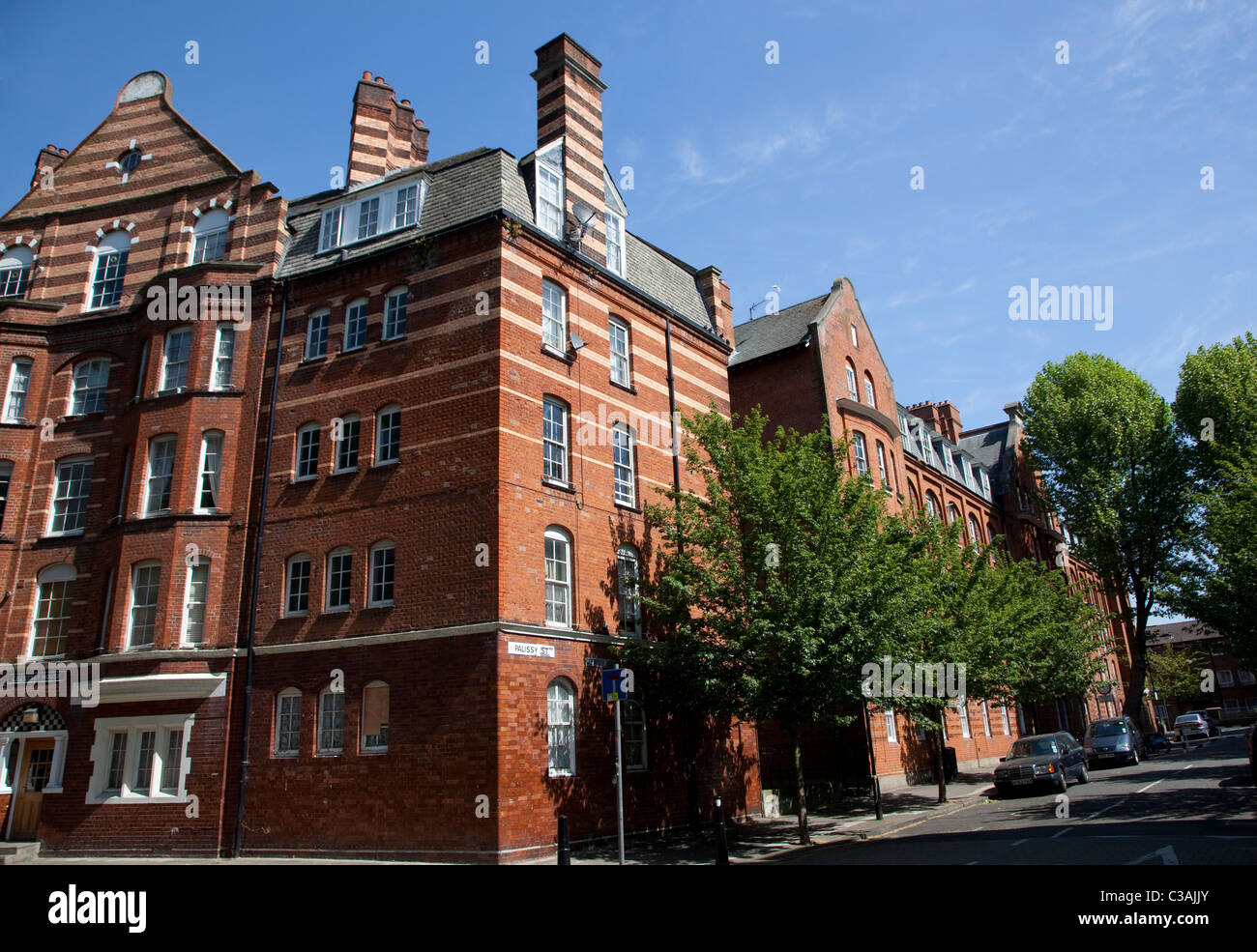 La limite Estate à Shoreditch, London, ouvert en 1900, est l'un des premiers programmes de logements sociaux Banque D'Images