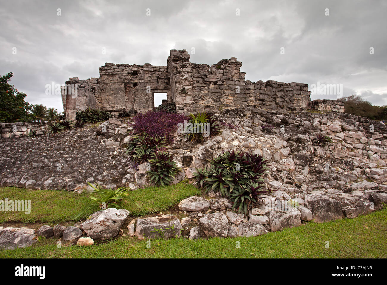 Ruines mayas de Tulum : Banque D'Images